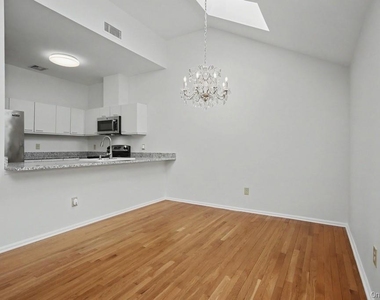 333 North State Road - Photo Thumbnail 5
