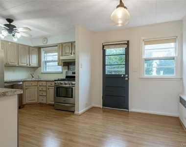 12 Prince Street - Photo Thumbnail 4