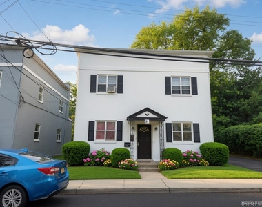 31 Spring St, #1 - Photo Thumbnail 17