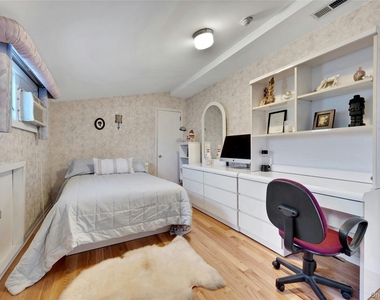 2 Meadowwood Lane - Photo Thumbnail 18