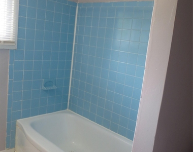 3 Elgar Street - Photo Thumbnail 9