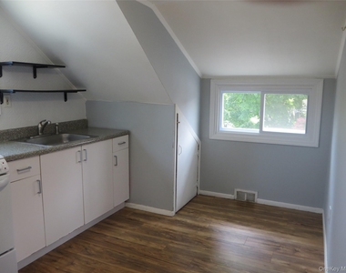 3 Elgar Street - Photo Thumbnail 3
