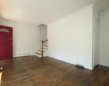 38 Glenwood Boulevard - Photo Thumbnail 4