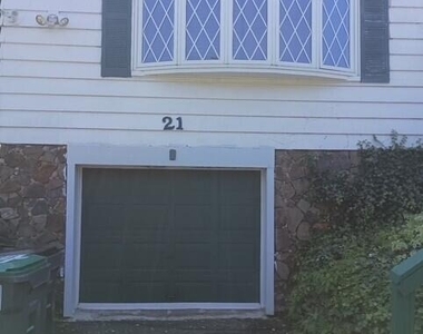 21 Ridgecrest Avenue - Photo Thumbnail 10