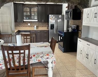 21 Ridgecrest Avenue - Photo Thumbnail 2