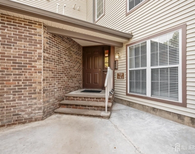 7151 Elm Court - Photo Thumbnail 16