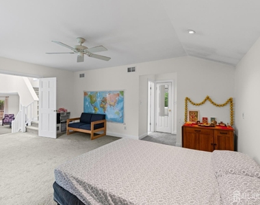 130 Sayre Drive - Photo Thumbnail 25