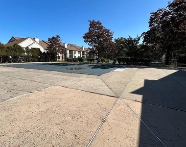 2510 Lighthouse Lane - Photo Thumbnail 10
