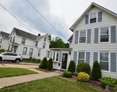 259 Main Street - Photo Thumbnail 28