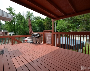 259 Main Street - Photo Thumbnail 25
