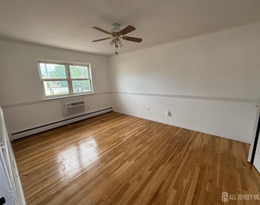 55 Gill Lane - Photo Thumbnail 5