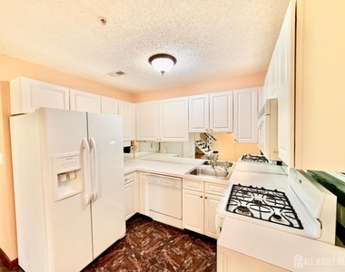 191 Prestwick Way - Photo Thumbnail 9