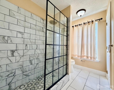 191 Prestwick Way - Photo Thumbnail 17
