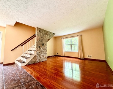 191 Prestwick Way - Photo Thumbnail 3