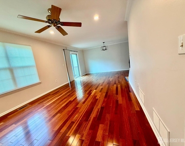 12 Dogwood Drive - Photo Thumbnail 3