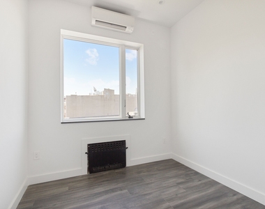 4623 5th Avenue - Photo Thumbnail 4