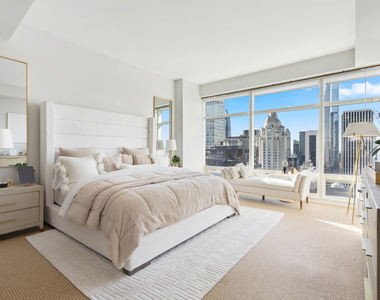151 E 58th Street - Photo Thumbnail 6