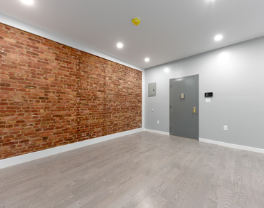 1301 Park Place - Photo Thumbnail 1