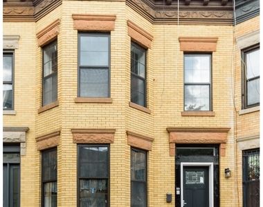 1301 Park Place - Photo Thumbnail 6