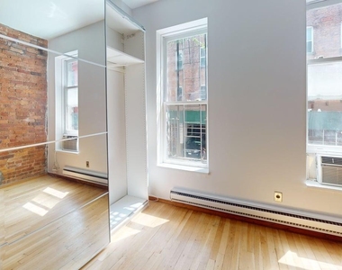 123 W 3rd Street - Photo Thumbnail 7