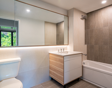 222 Johnson Avenue - Photo Thumbnail 8