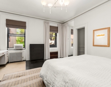 44 Remsen Street - Photo Thumbnail 8