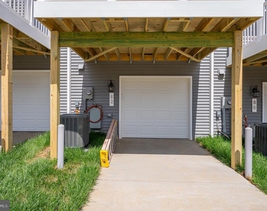 82 Coolidge Avenue - Photo Thumbnail 26