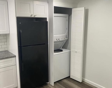 120 W 4th Avenue - Photo Thumbnail 7