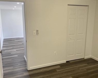 120 W 4th Avenue - Photo Thumbnail 4