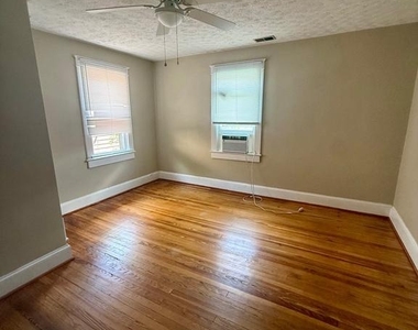 317 S Kent Street - Photo Thumbnail 8