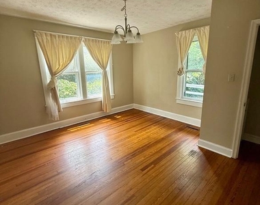 317 S Kent Street - Photo Thumbnail 3