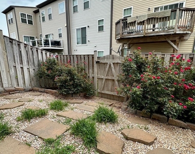 107 Foundry Lane - Photo Thumbnail 17