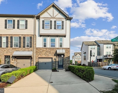 107 Foundry Lane - Photo Thumbnail 1