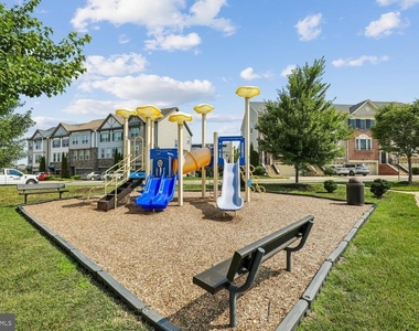107 Foundry Lane - Photo Thumbnail 28