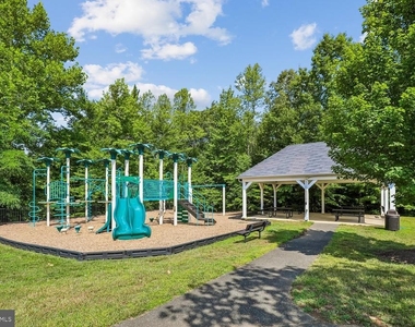 107 Foundry Lane - Photo Thumbnail 29