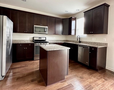 107 Foundry Lane - Photo Thumbnail 1
