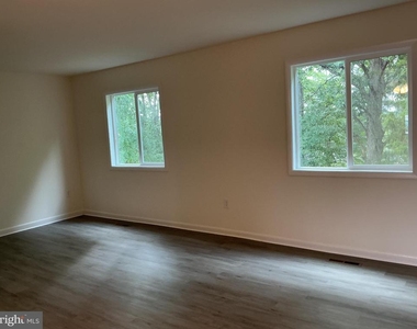 18 Wayside Court - Photo Thumbnail 16