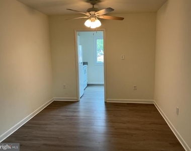 18 Wayside Court - Photo Thumbnail 13