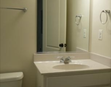 2517 Drake Lane - Photo Thumbnail 18
