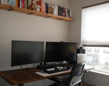 2517 Drake Lane - Photo Thumbnail 16