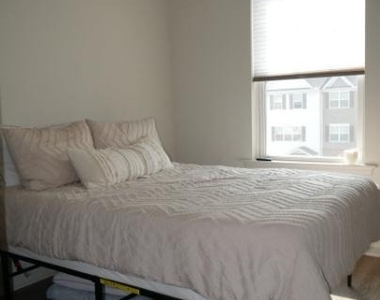 2517 Drake Lane - Photo Thumbnail 15