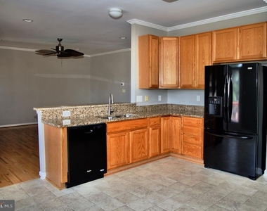 2667 Taffrail Way - Photo Thumbnail 8