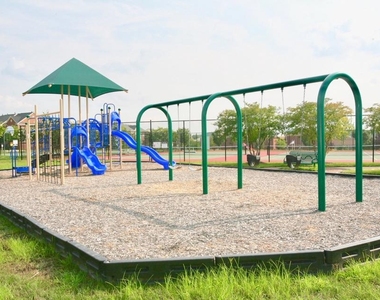 2667 Taffrail Way - Photo Thumbnail 19