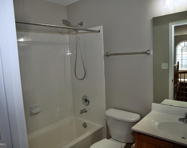 2667 Taffrail Way - Photo Thumbnail 16