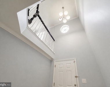 14333 Madrigal Drive - Photo Thumbnail 10