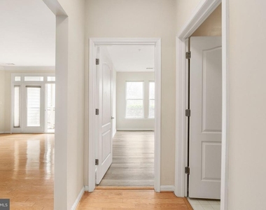 1621 Ladue - Photo Thumbnail 12