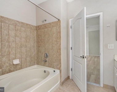 1621 Ladue - Photo Thumbnail 46