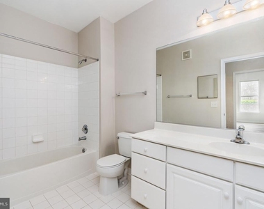 1621 Ladue - Photo Thumbnail 14