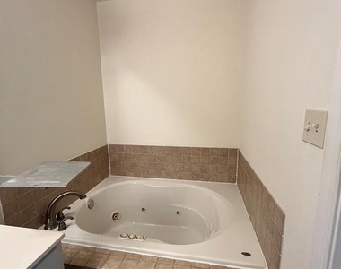17367 Kildare Lane - Photo Thumbnail 16