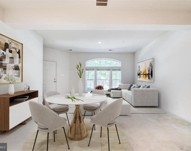 2513 Eastbourne Drive - Photo Thumbnail 8